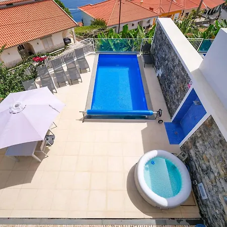 Casa Dos Amores Villa Calheta (Madeira)